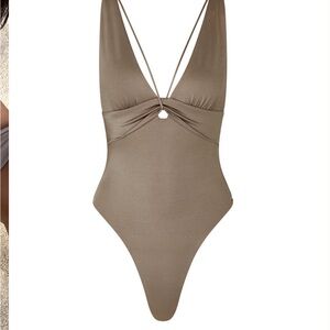 Flook the label dune bodysuit in latte